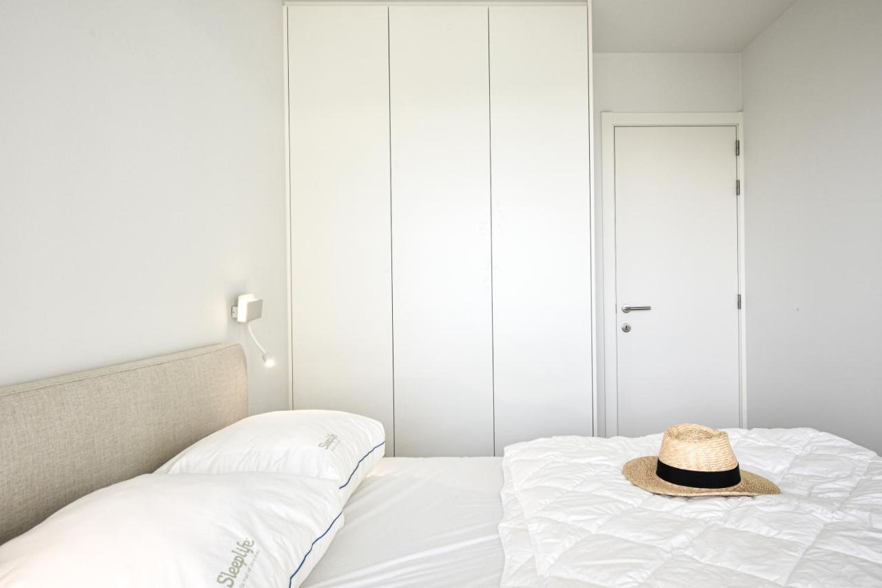 Crystal Residences - Luxurious Seaside Appartement