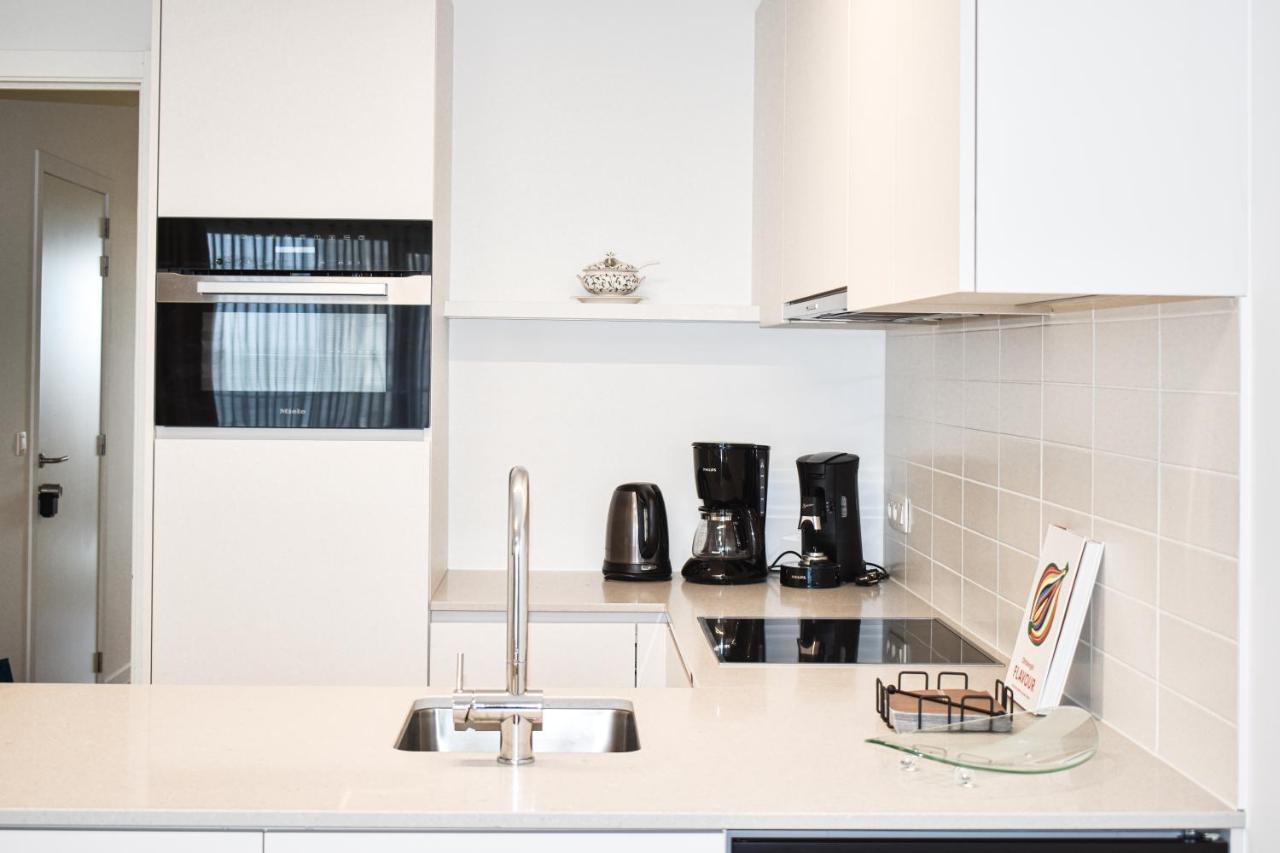 Crystal Residences - Luxurious Seaside Appartement